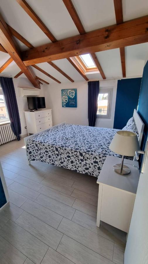 Casa Elsa Lejlighed Torri Del Benaco Eksteriør billede